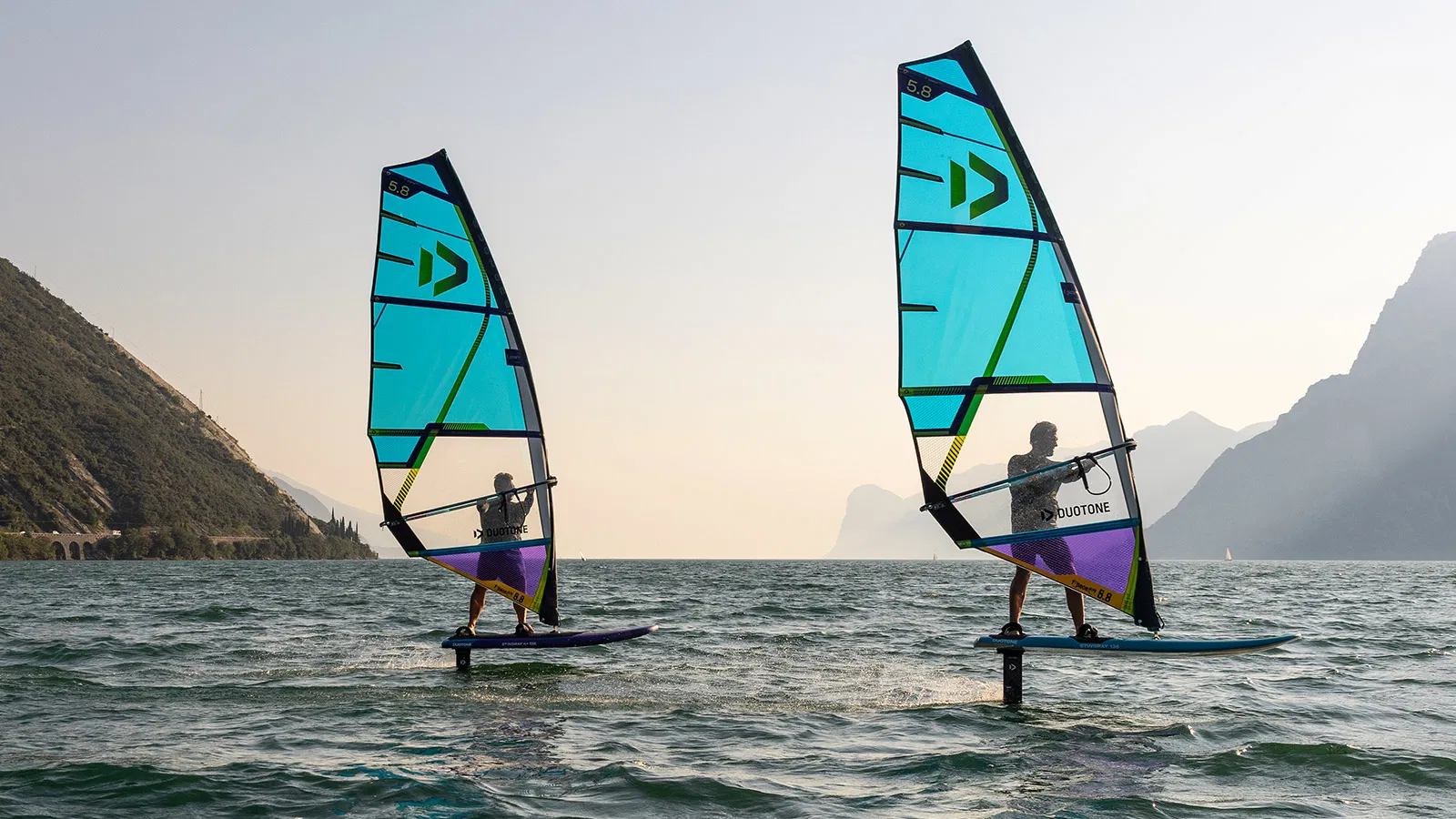 Windsurfingfoil Kurse Unterricht und Miete am Gardasee